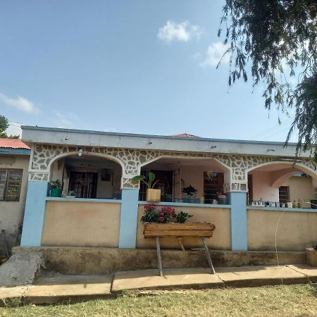 Emmy'S Backpackers Hostel Iringa Exterior foto