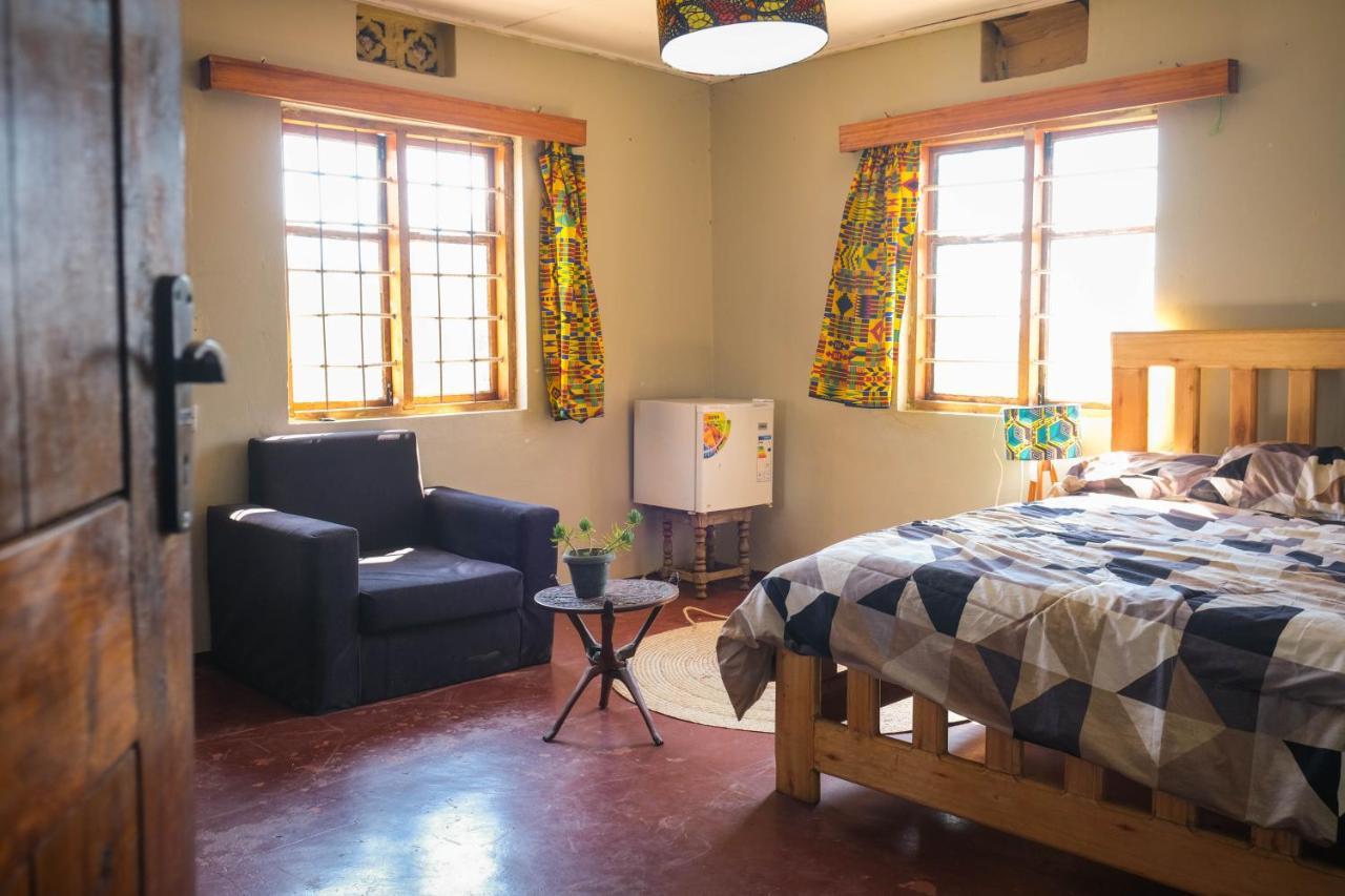 Emmy'S Backpackers Hostel Iringa Exterior foto