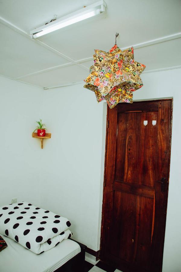 Emmy'S Backpackers Hostel Iringa Exterior foto