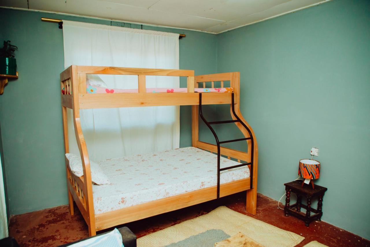Emmy'S Backpackers Hostel Iringa Exterior foto