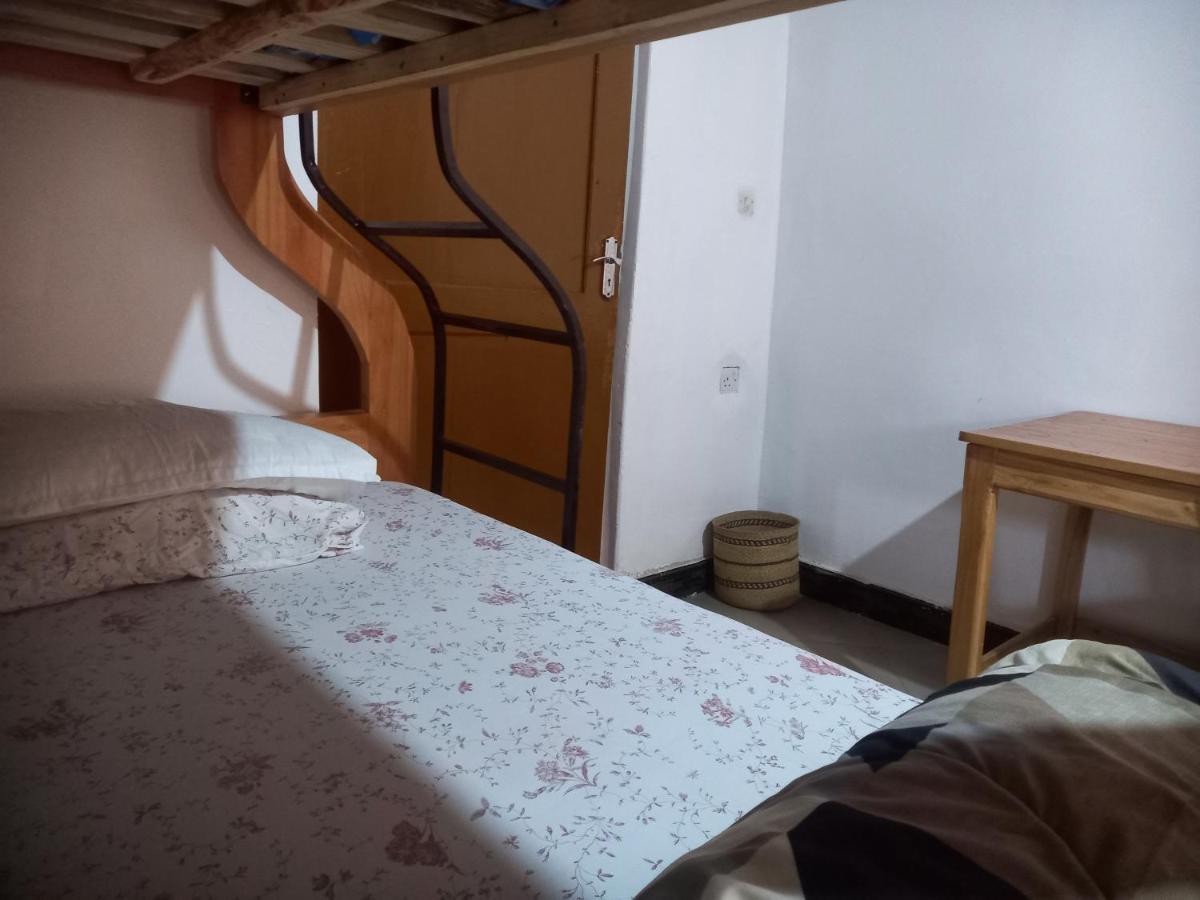 Emmy'S Backpackers Hostel Iringa Exterior foto